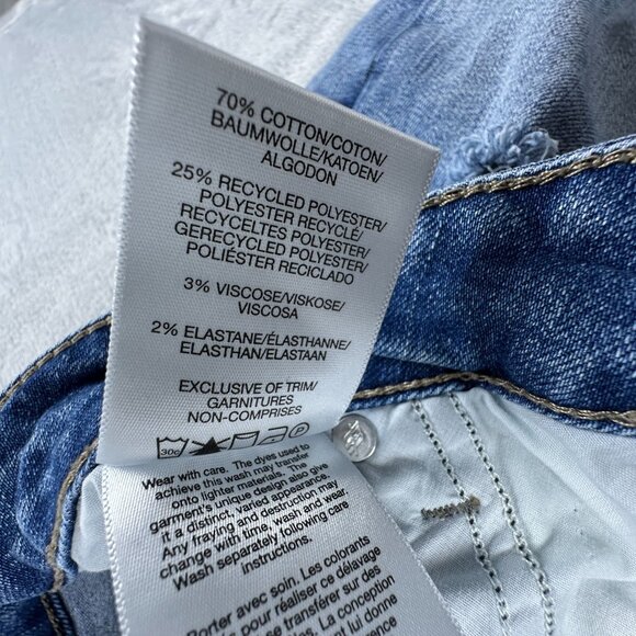 Silver Jeans Avery Bermuda Shorts Womens Size W32/L9 Distressed High Rise Blue - Picture 4 of 10